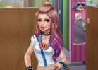 Jogar Sery College Dolly Dress Up